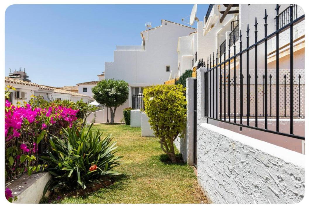 La Casa En La Carihuela Playa A 4 Minutos A Pie Vakantiehuis